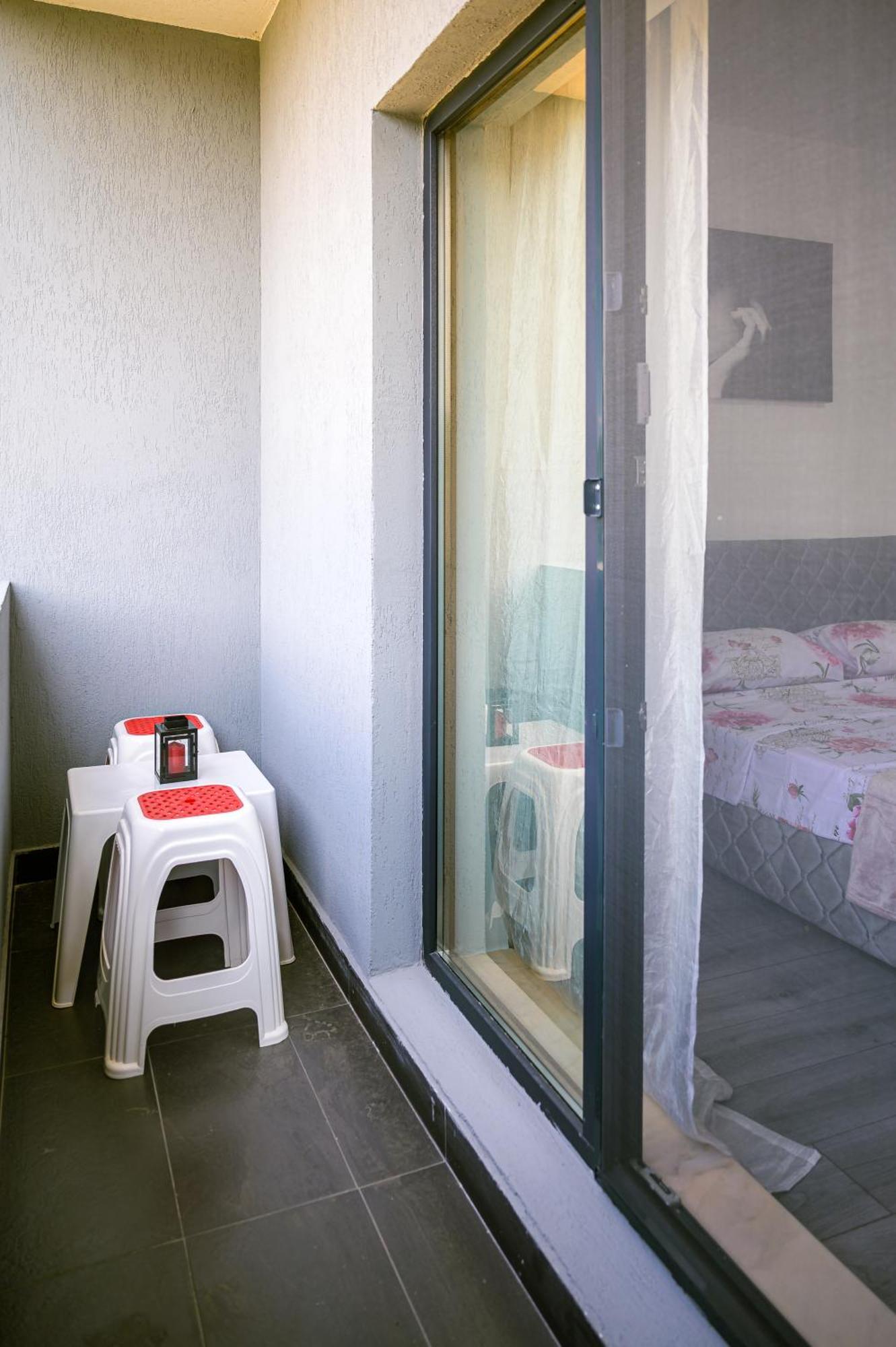 Apartament Nina House Târgu Jiu Zewnętrze zdjęcie